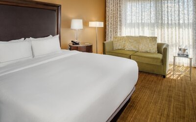 Hilton St. Louis Airport