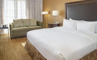 Hilton St. Louis Airport