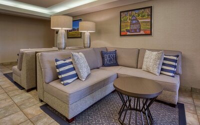 Drury Inn & Suites St. Louis Fairview Heights