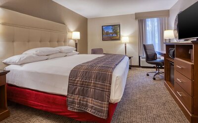 Drury Inn & Suites St. Louis Fairview Heights