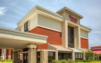 Drury Inn & Suites St. Louis Fairview Heights