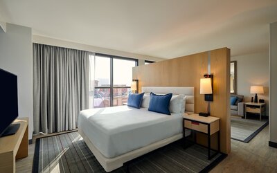 Live by Loews - St.Louis