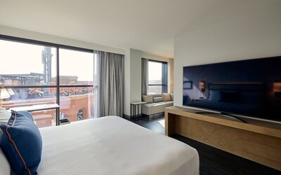 Live by Loews - St.Louis