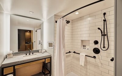 Live by Loews - St.Louis