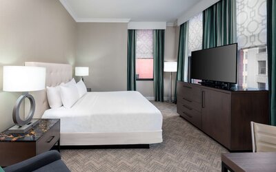 Hilton Pennywell St. Louis at the Arch