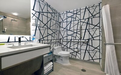 Le Meridien St. Louis Downtown