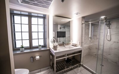 Seven Gables, St. Louis West, a Tribute Portfolio Hotel