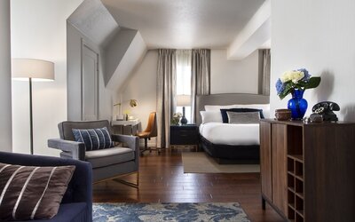 Seven Gables, St. Louis West, a Tribute Portfolio Hotel
