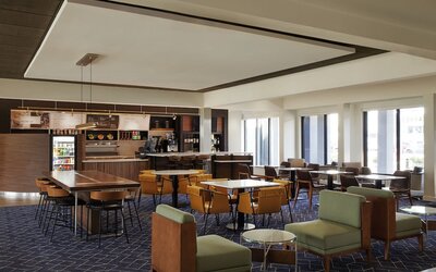 Courtyard by Marriott St. Louis Downtown West
