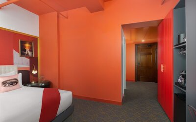 Angad Arts Hotel St. Louis, Tapestry Collection by Hilton