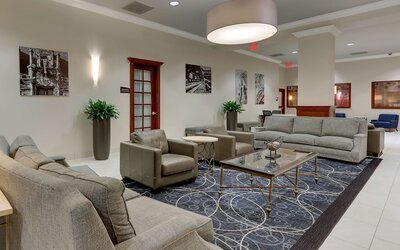 DoubleTree by Hilton St. Louis Forest Park