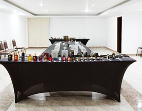 Tama Hotel Granada Real