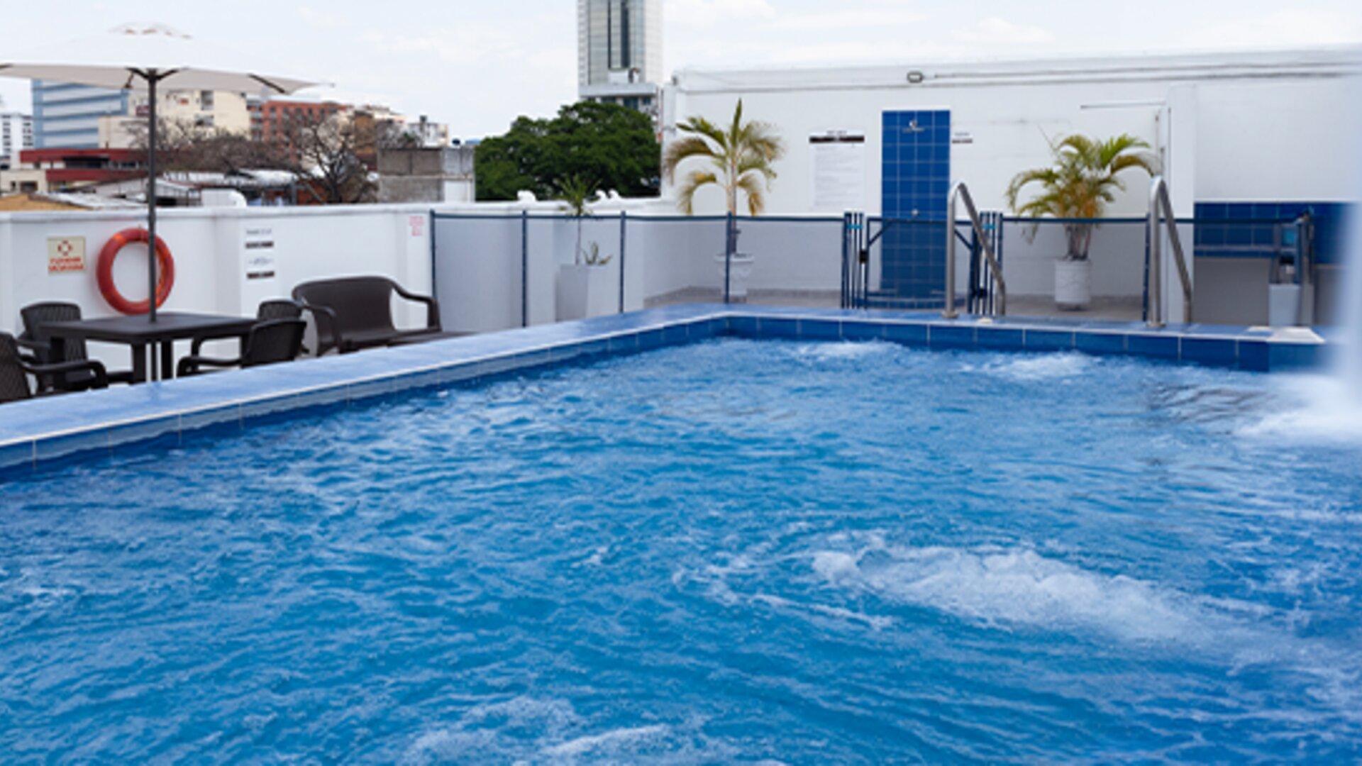 Tama Hotel Granada Real