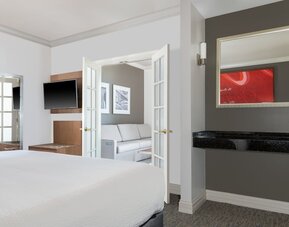 Courtyard by Marriott St. Louis Downtown/Convention Center