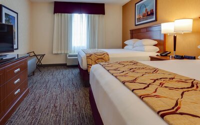 Drury Inn & Suites St. Louis Forest Park