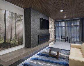 Fairfield Inn & Suites by Marriott St. Louis Downtown
