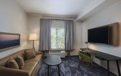 Fairfield Inn & Suites by Marriott St. Louis Downtown