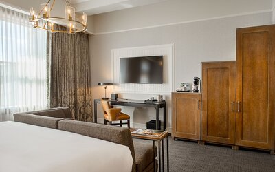 St. Louis Union Station Hotel, Curio Collection by Hilton