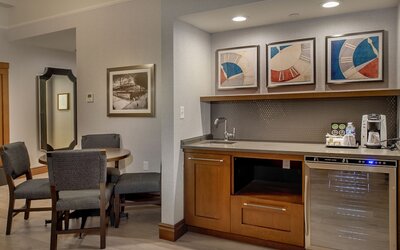 St. Louis Union Station Hotel, Curio Collection by Hilton