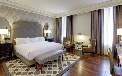 St. Louis Union Station Hotel, Curio Collection by Hilton