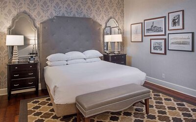 St. Louis Union Station Hotel, Curio Collection by Hilton