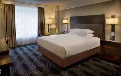 St. Louis Union Station Hotel, Curio Collection by Hilton