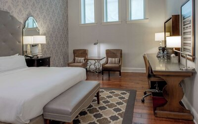 St. Louis Union Station Hotel, Curio Collection by Hilton