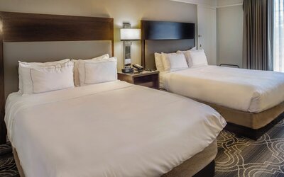 St. Louis Union Station Hotel, Curio Collection by Hilton
