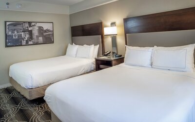 St. Louis Union Station Hotel, Curio Collection by Hilton