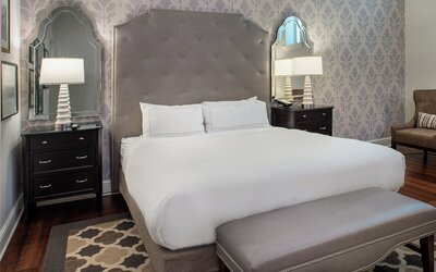 St. Louis Union Station Hotel, Curio Collection by Hilton