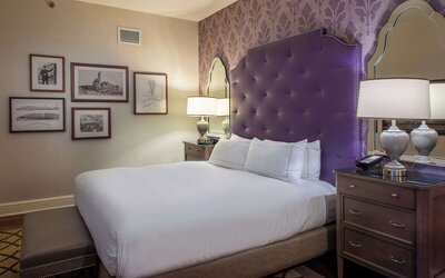 St. Louis Union Station Hotel, Curio Collection by Hilton