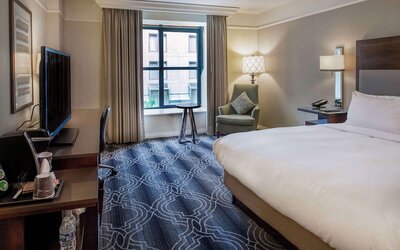 St. Louis Union Station Hotel, Curio Collection by Hilton