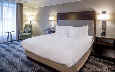 St. Louis Union Station Hotel, Curio Collection by Hilton