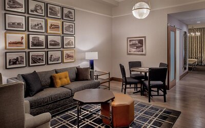 St. Louis Union Station Hotel, Curio Collection by Hilton