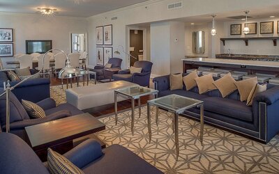 St. Louis Union Station Hotel, Curio Collection by Hilton