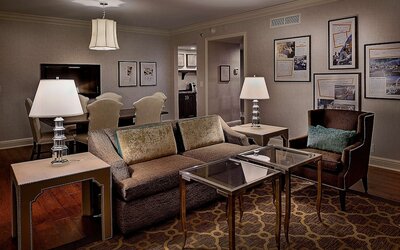 St. Louis Union Station Hotel, Curio Collection by Hilton