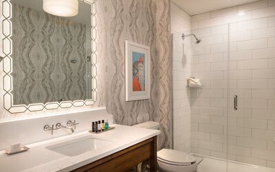 St. Louis Union Station Hotel, Curio Collection by Hilton