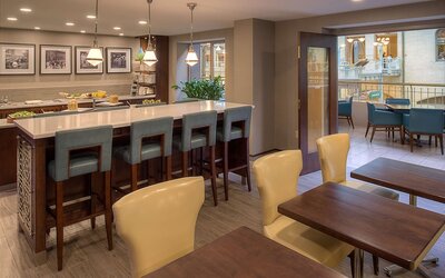 St. Louis Union Station Hotel, Curio Collection by Hilton
