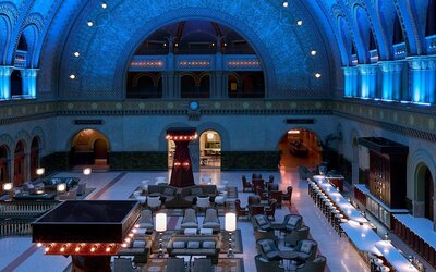 St. Louis Union Station Hotel, Curio Collection by Hilton