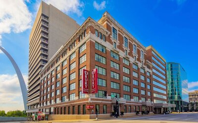 Drury Plaza Hotel St. Louis at the Arch