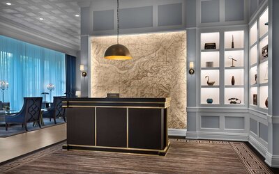 Suite, 1 King Bed, Accessible (One Bedroom, Roll-In Shower)