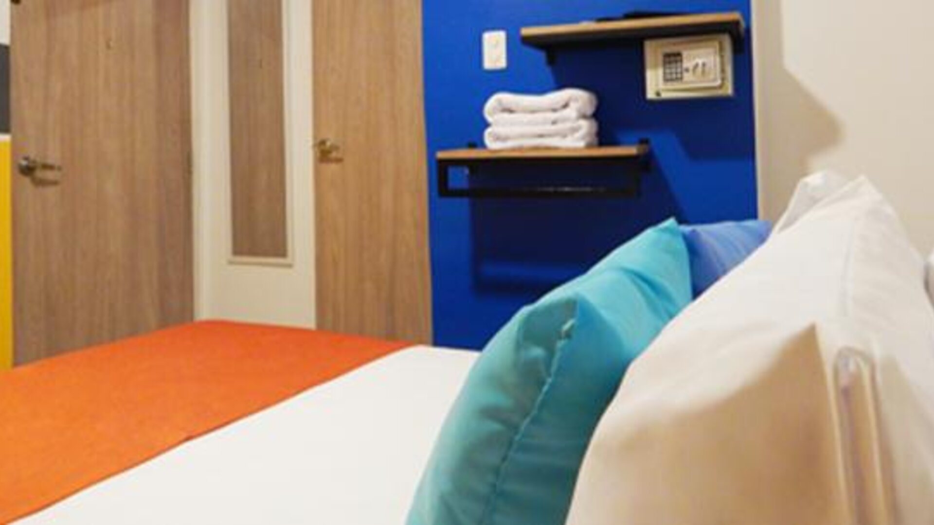 Ethnic Thematic Hotel