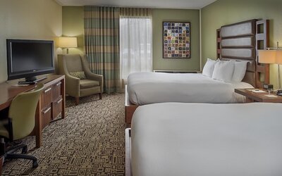 DoubleTree by Hilton Collinsville - St. Louis