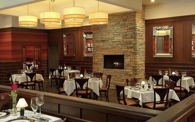 DoubleTree by Hilton Collinsville - St. Louis