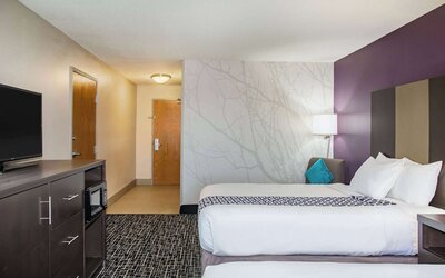 La Quinta Inn & Suites by Wyndham Pontoon Beach