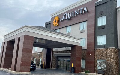 La Quinta Inn & Suites by Wyndham Pontoon Beach