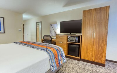Drury Inn & Suites St. Louis Collinsville