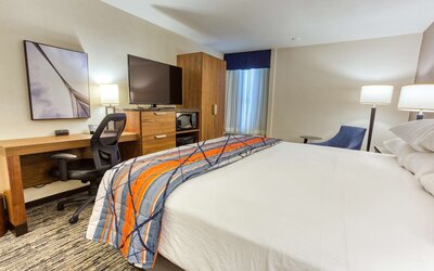 Drury Inn & Suites St. Louis Collinsville