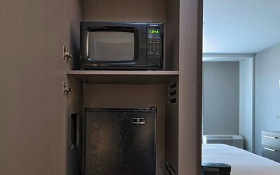 Courtyard by Marriott St. Louis Brentwood
