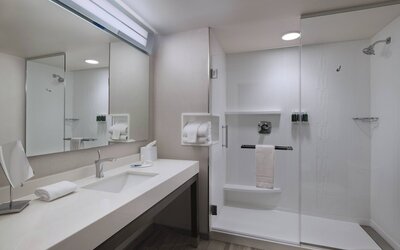 Courtyard by Marriott St. Louis Brentwood